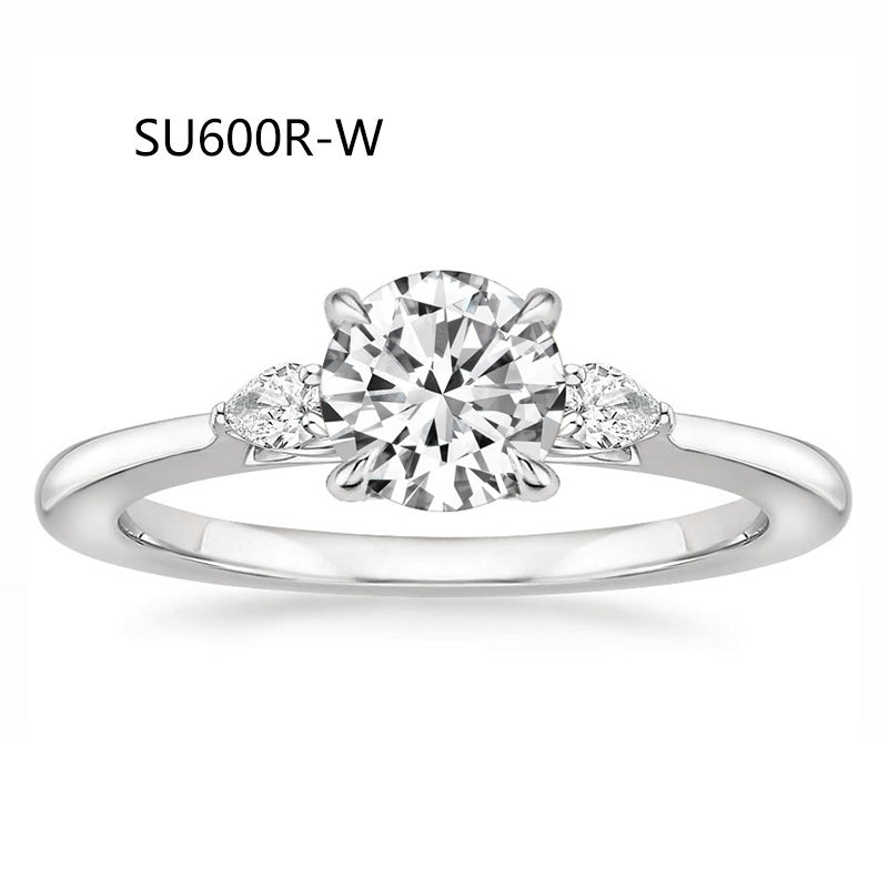 18K Gold Lab-Grown Diamond Ring