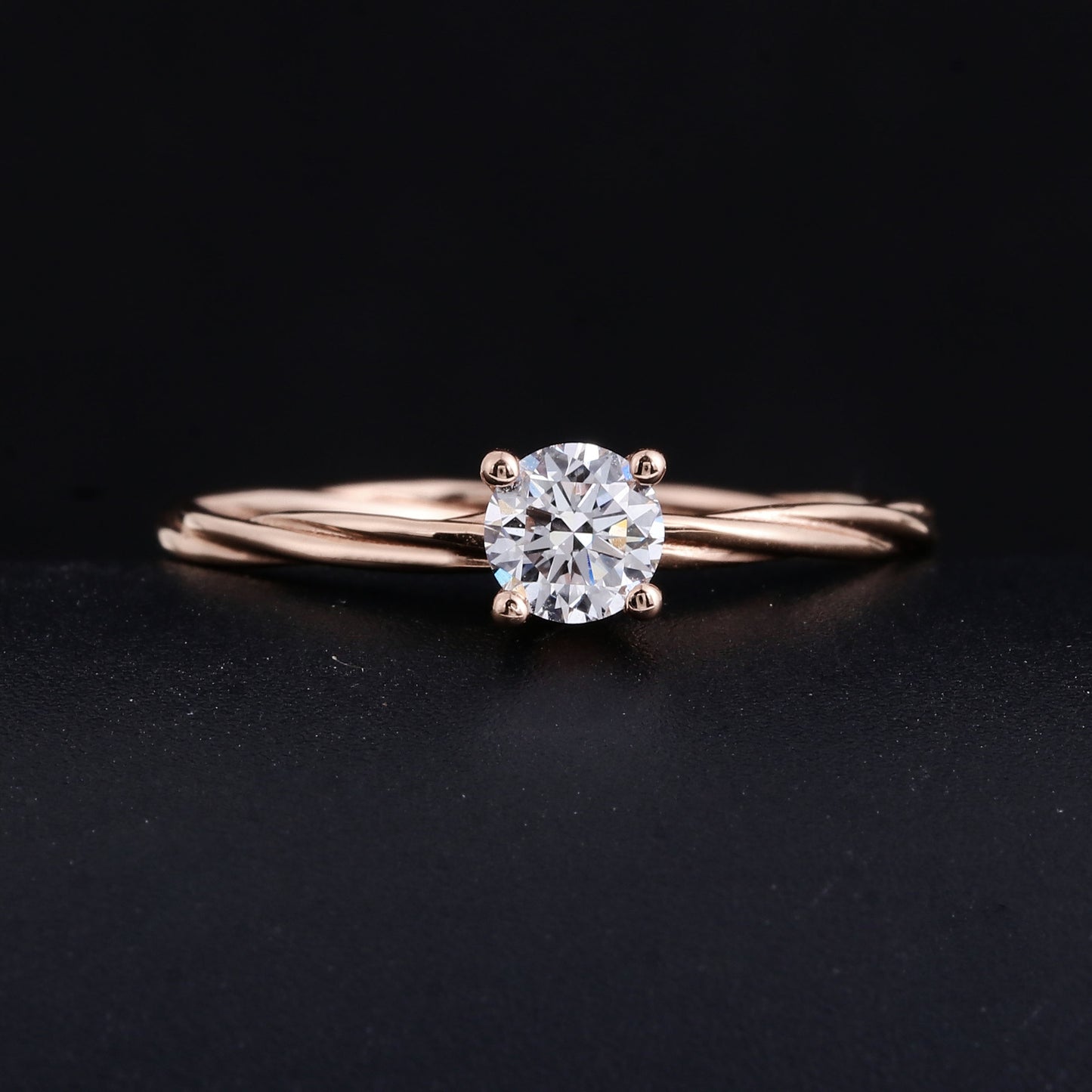 18K Gold Lab-Grown Diamond Ring